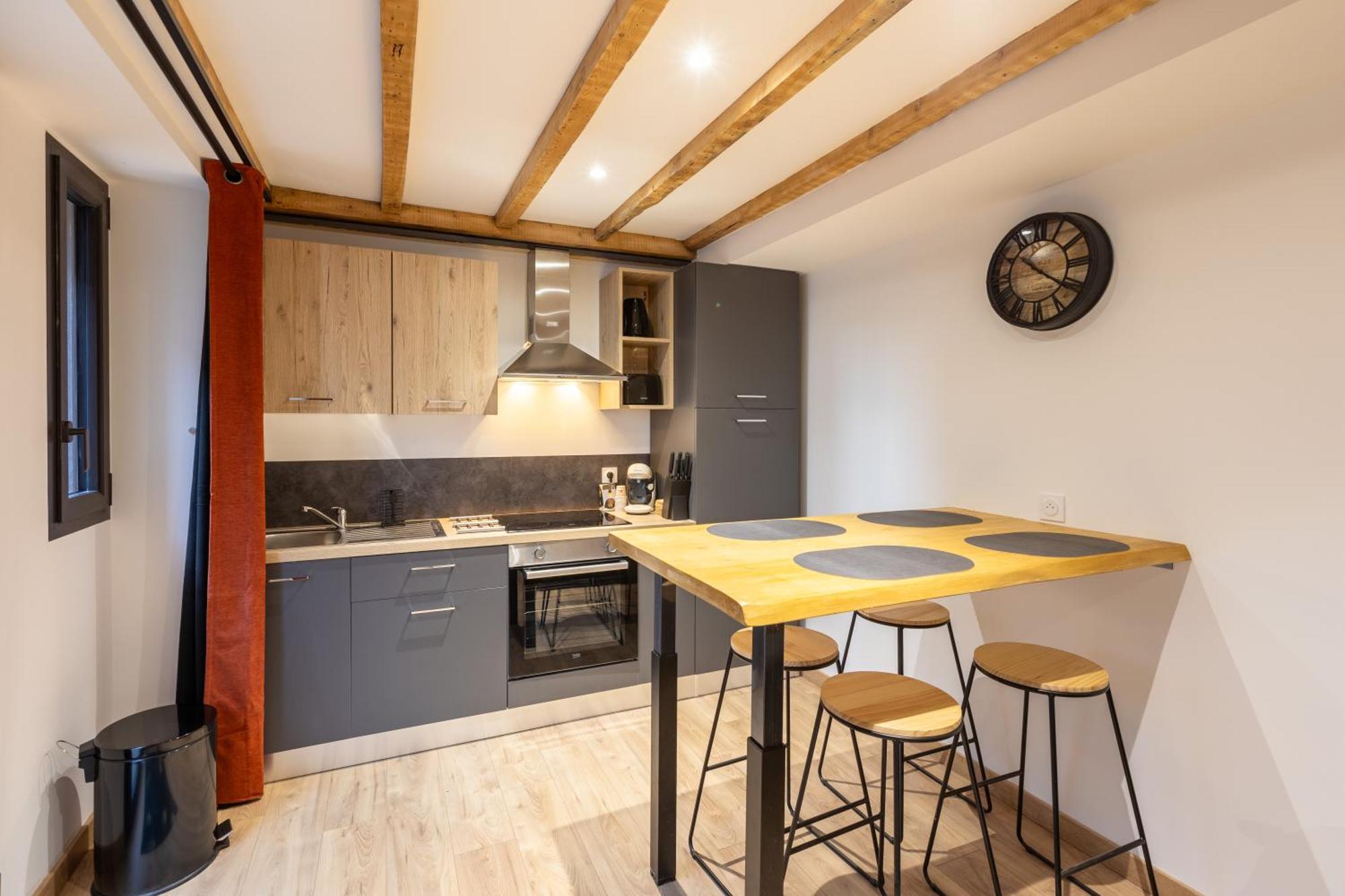 Le Repaire Des Ecureuils - Appt Avec Terrasse Apartment Formigueres Ngoại thất bức ảnh